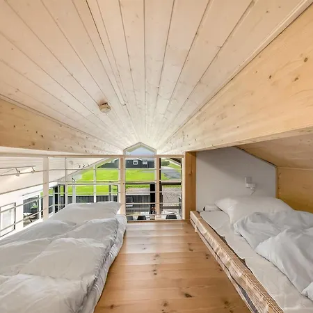 Samuil - 300m To The Fjord By Interhome
